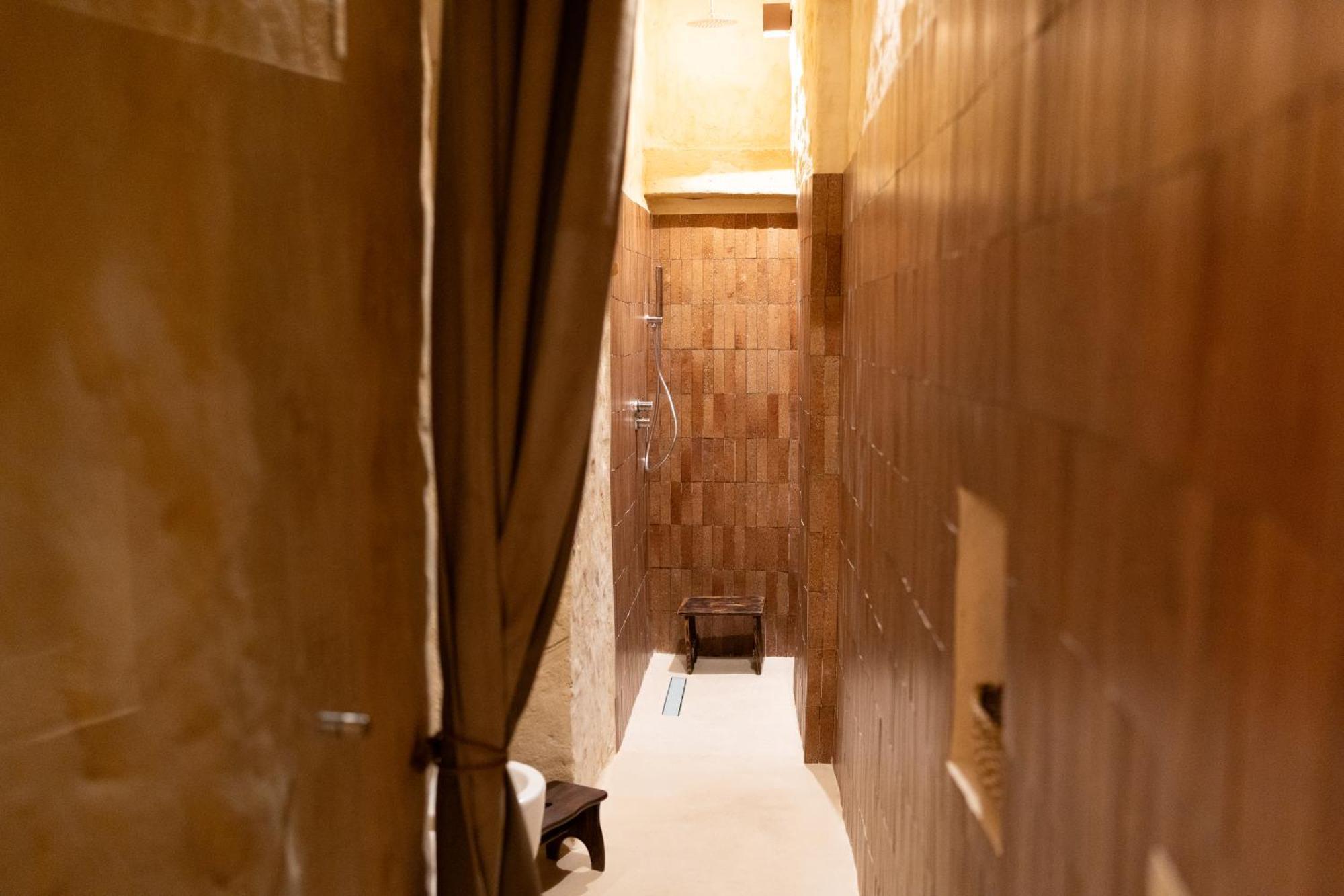 Il Suq Lecce Luxury Apartment Bagian luar foto